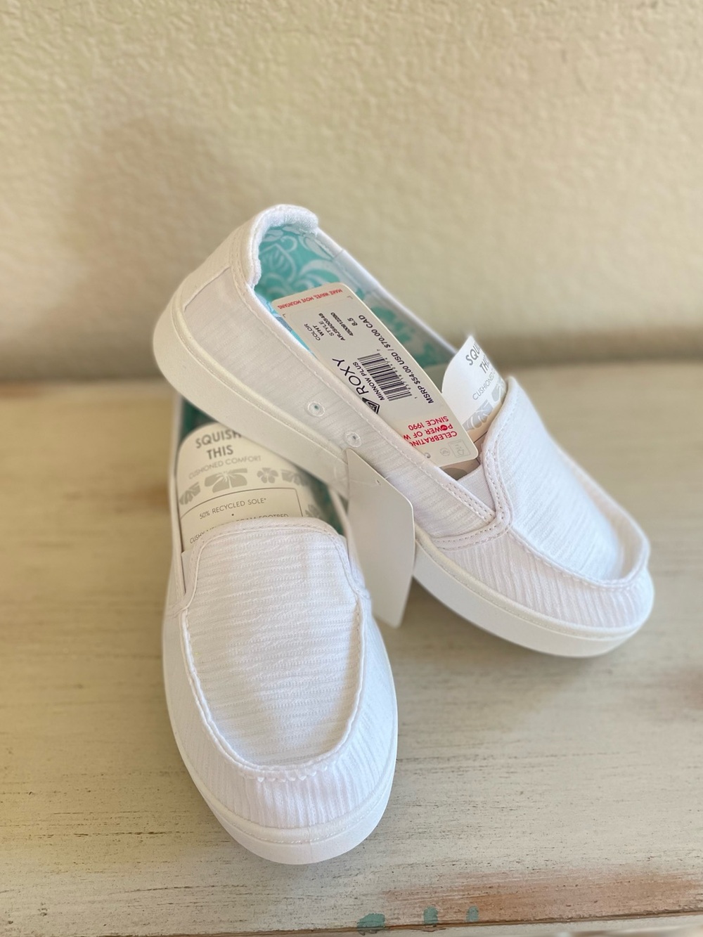ROXY Surfstride White Slip-On Canvas Sneakers New SZ 8.5